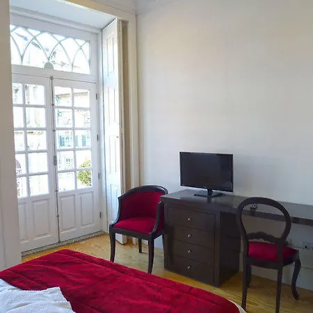 Апартаменты Studios Lounge Гимарайнш