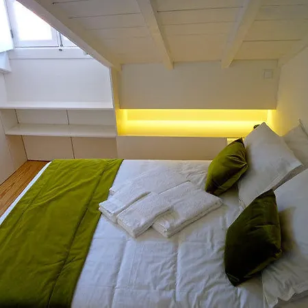 Studios Lounge Гимарайнш